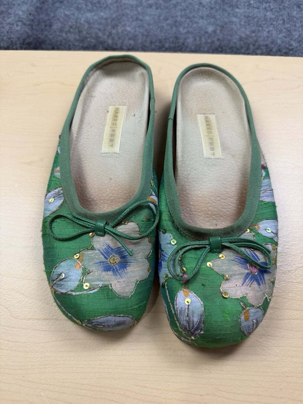 Naked Feet Caribbean Mules Erin Emerald Green Silk Floral Sz 7.5 M